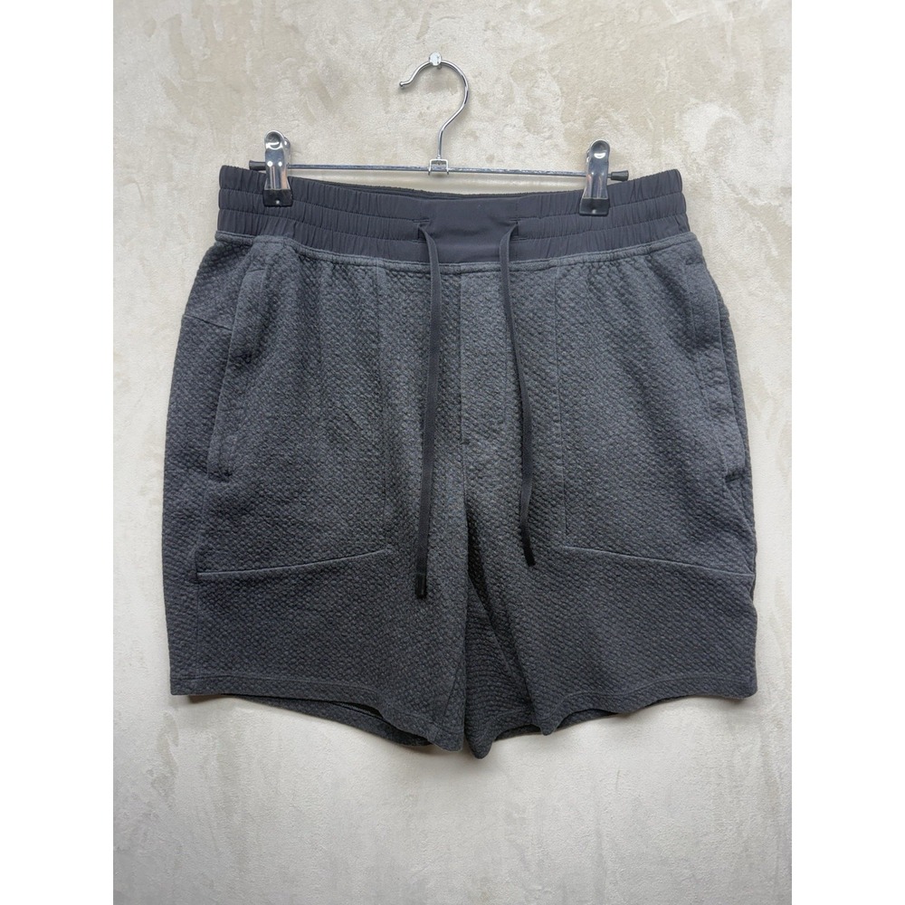 Lululemon At Ease Shorts Mens M Gray Dark Texture Double Knit Athleisure Comfort